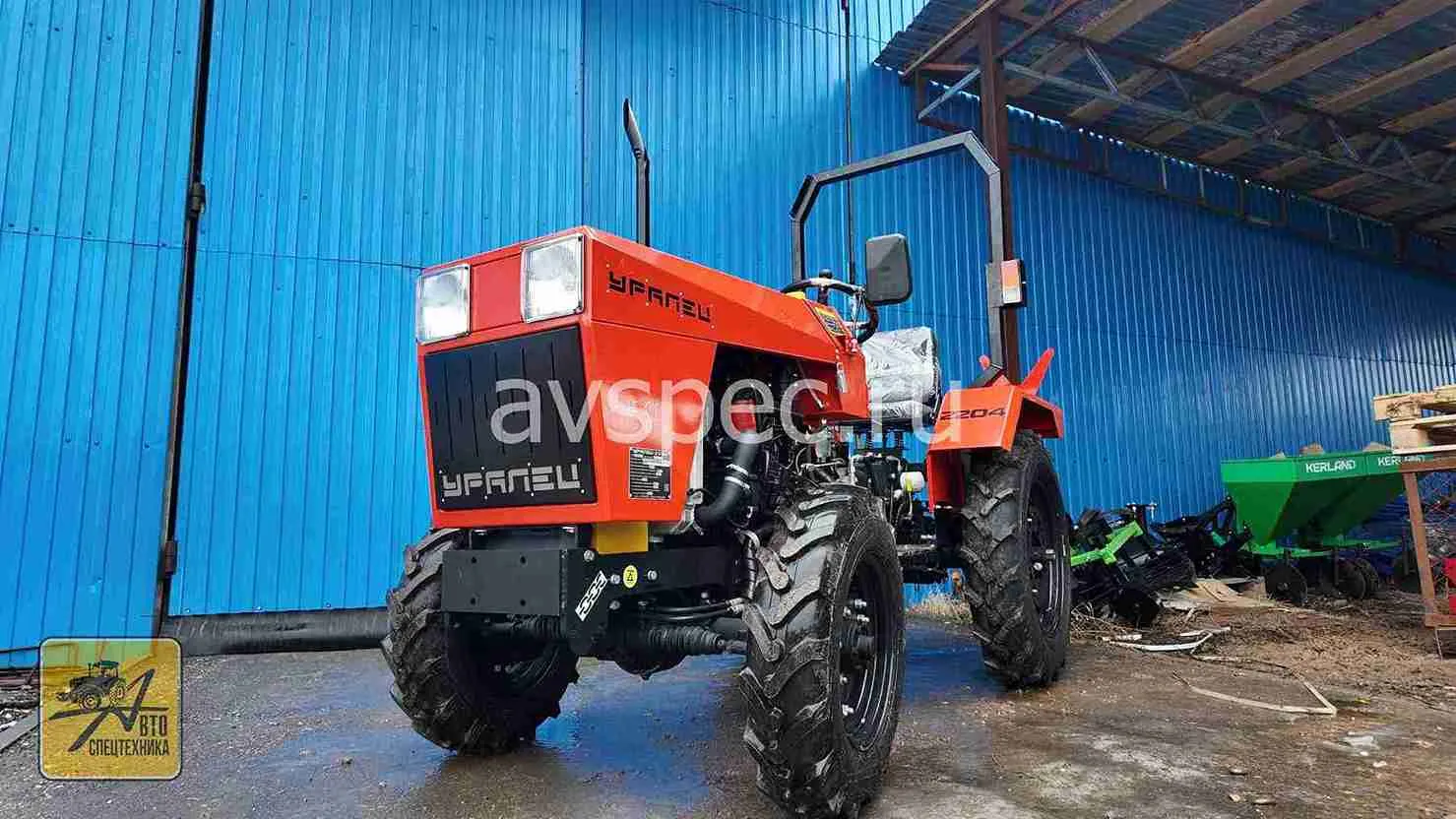 Минитрактор Уралец  2204 4*4