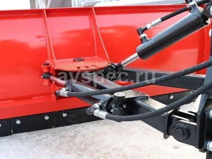 Отвал Снеговик на DF 304 G2 ОК1750